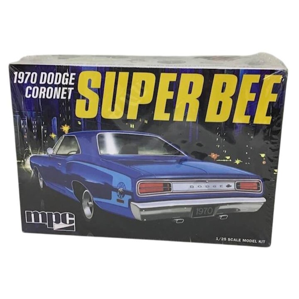 1970 Dodge Coronet Super Bee Car Plastic Model Kit 1:25 Skill 2 MPC NEW